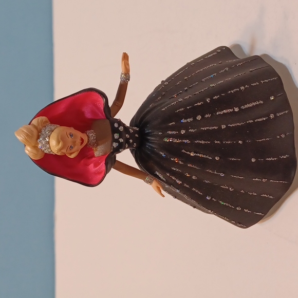 NIB L@@K! Hallmark Keepsake Ornament Holiday Barbie Collector's Series 1998 WOW! - Picture 7 of 15